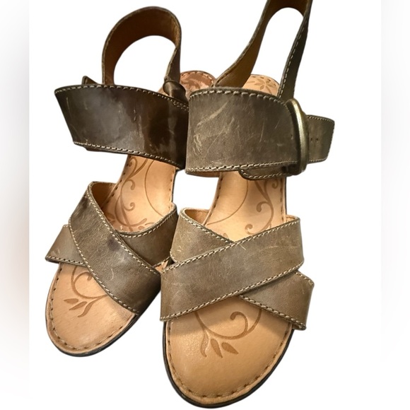 Born Shoes - Born Leather Wedge Sandals Women’s 9M